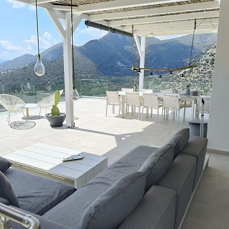 אלונדה Villa Estee, Luxury Villa With Private Infinity Pool And Jacuzzi מראה חיצוני תמונה
