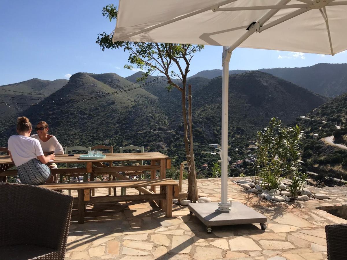 אלונדה Villa Estee, Luxury Villa With Private Infinity Pool And Jacuzzi מראה חיצוני תמונה