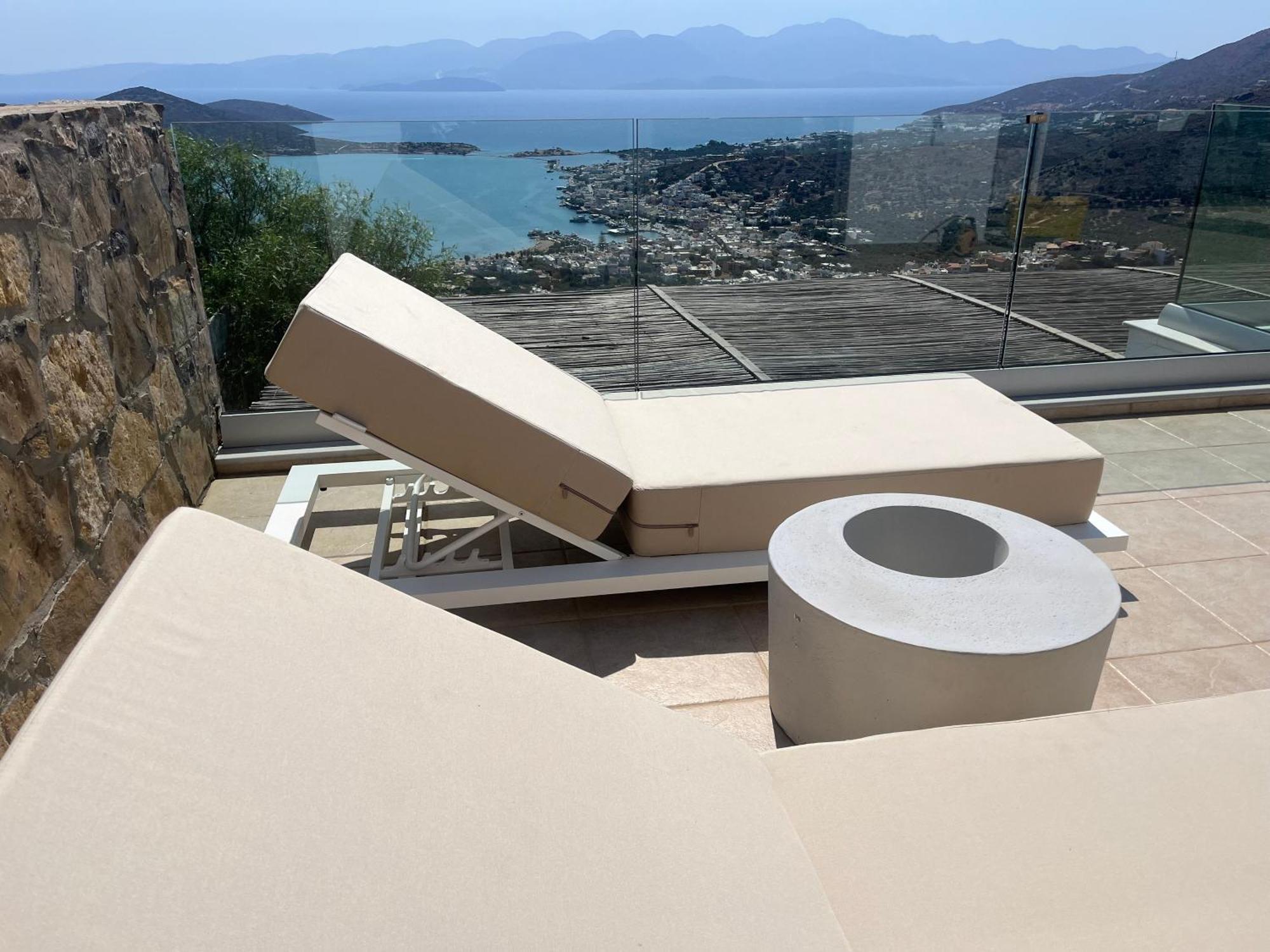 אלונדה Villa Estee, Luxury Villa With Private Infinity Pool And Jacuzzi מראה חיצוני תמונה