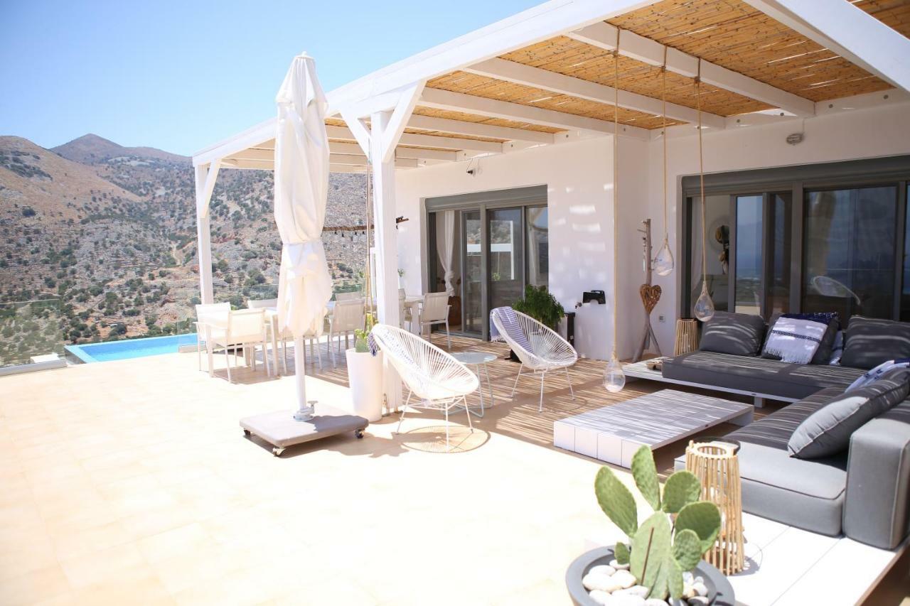 אלונדה Villa Estee, Luxury Villa With Private Infinity Pool And Jacuzzi מראה חיצוני תמונה
